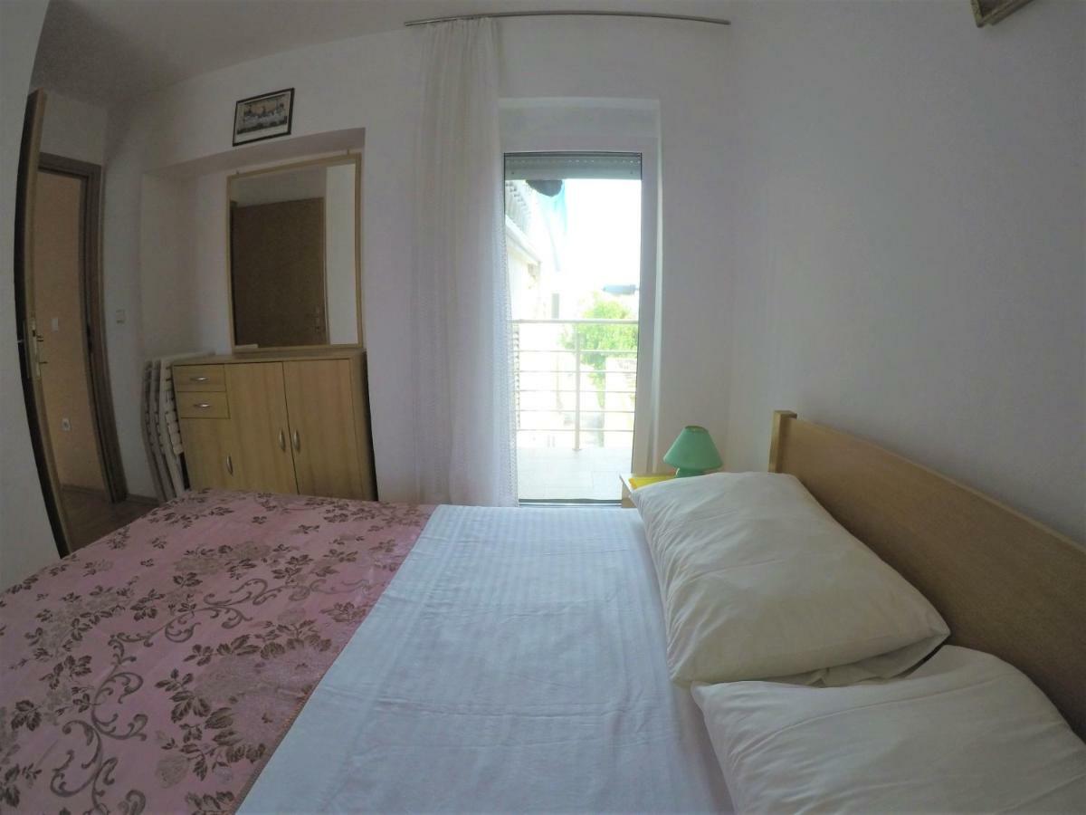 Apartments Violeta Бетина Екстер'єр фото